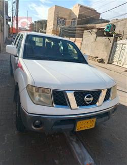 نيسان نافارا